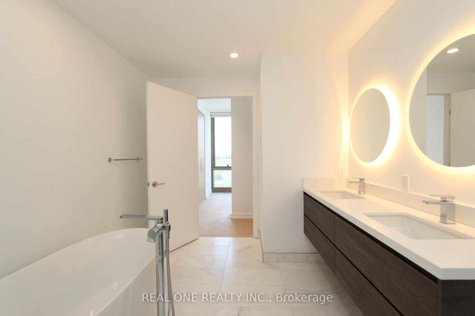 1315 Bay Street, Unit 804 thumbnail 18