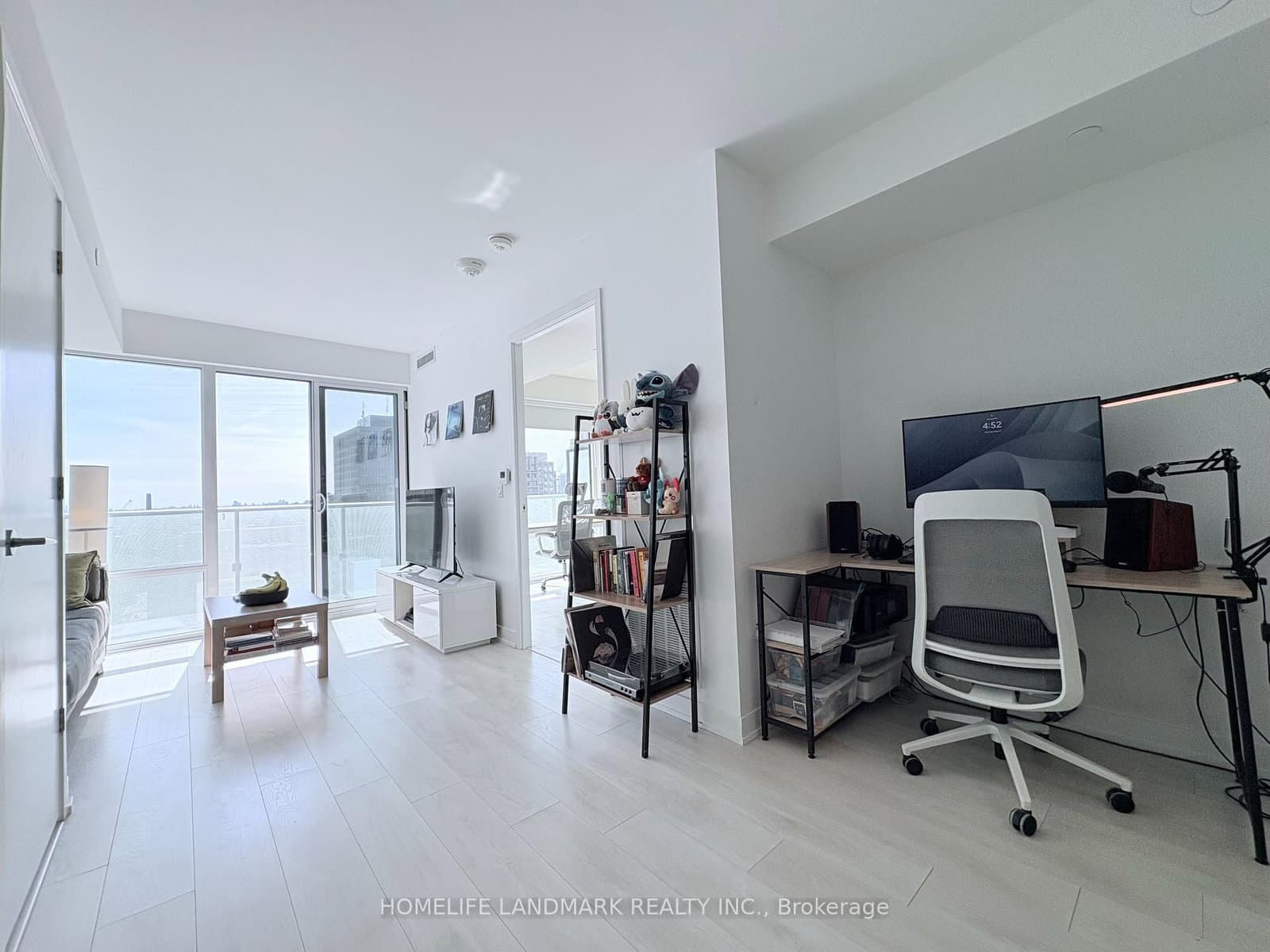 501 Yonge Street, Unit 2001 thumbnail 11