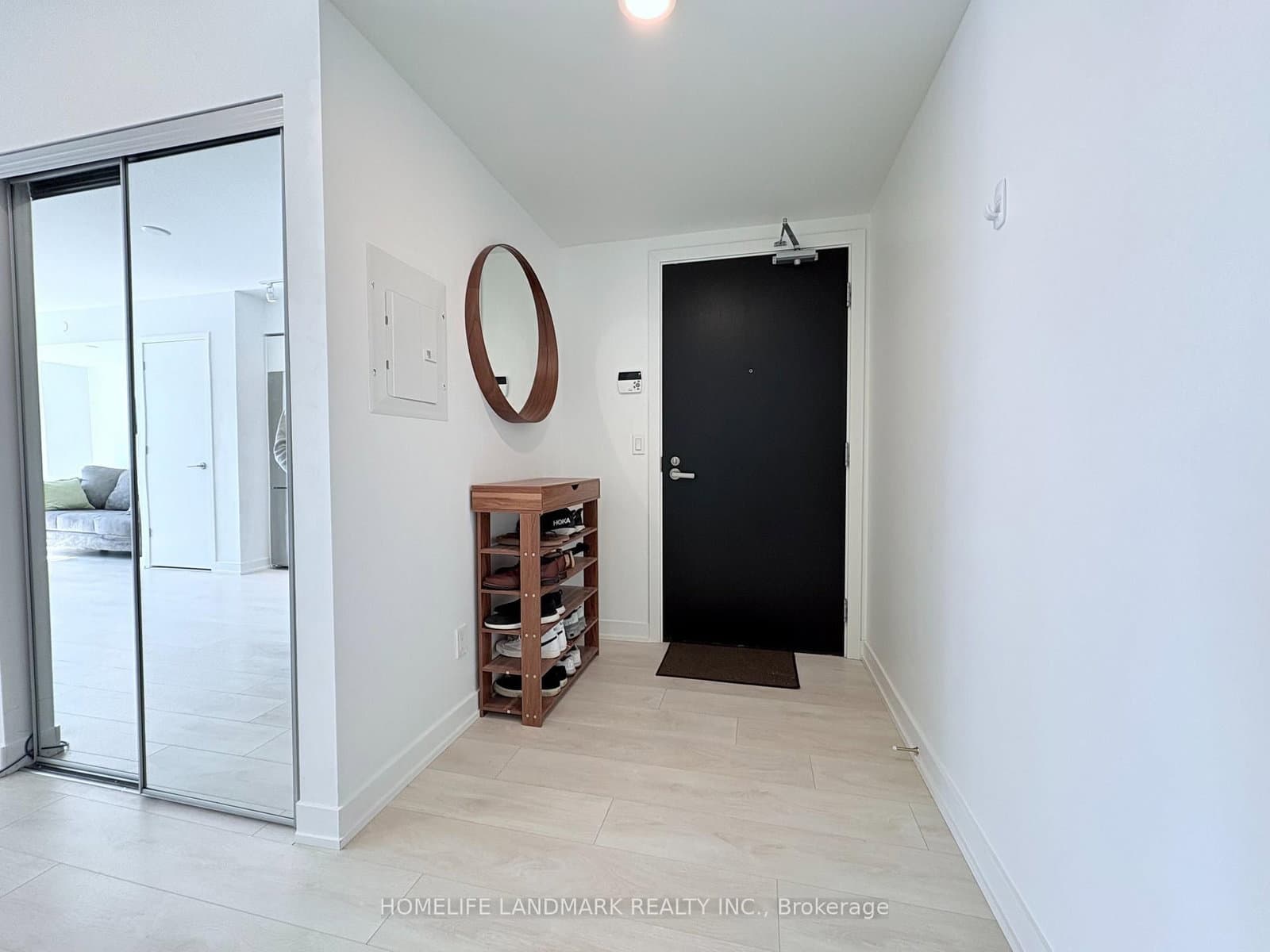 501 Yonge Street, Unit 2001 thumbnail 4