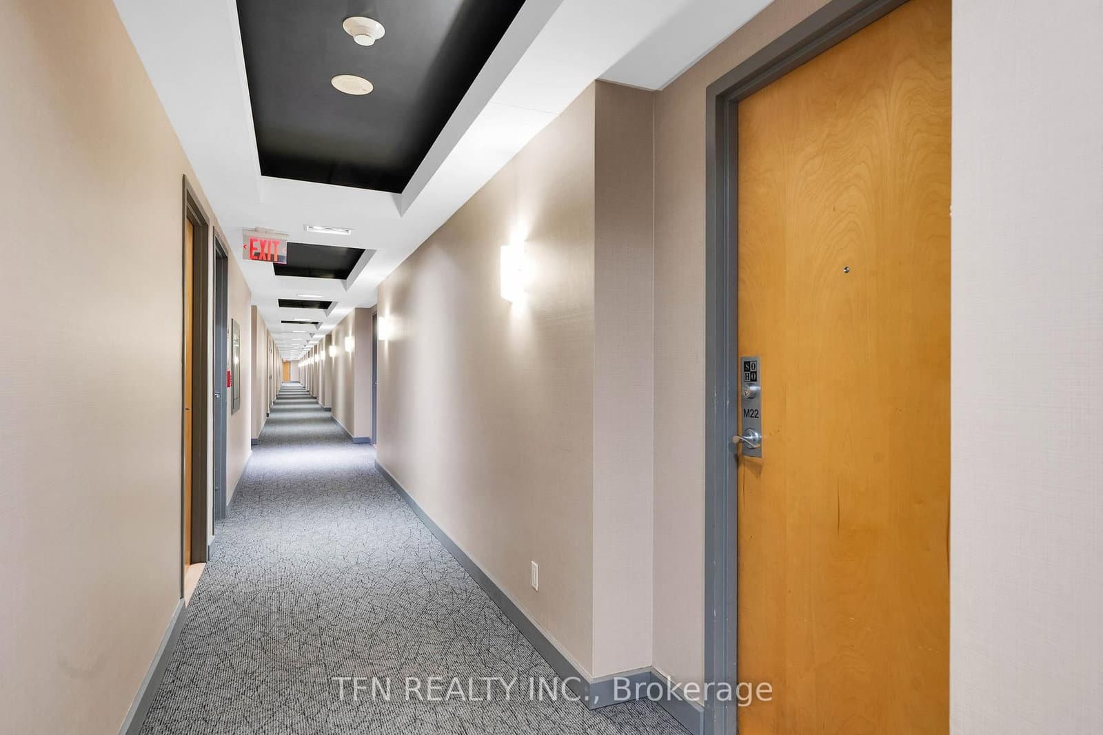 350 Wellington Street W, Unit M22 thumbnail 6