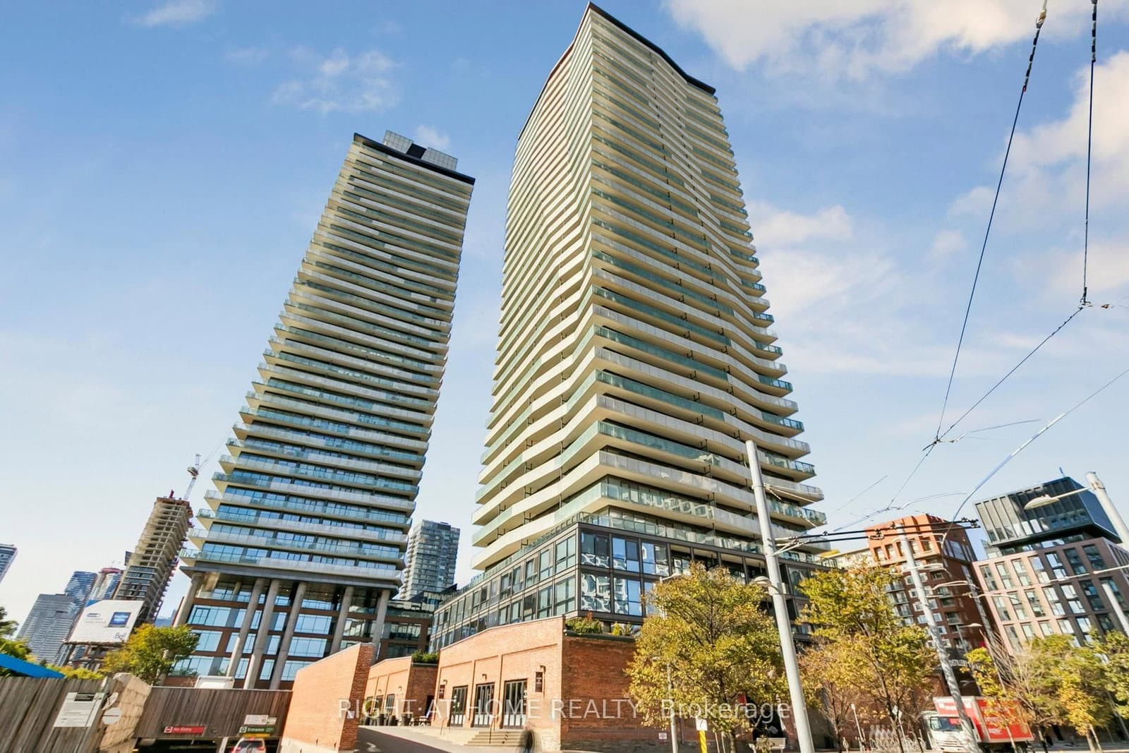 #3207 - 390 Cherry Street