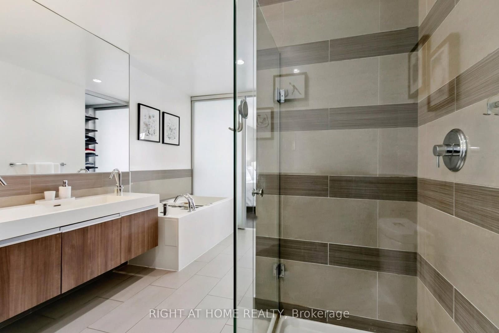 390 Cherry Street, Unit 3207 thumbnail 29