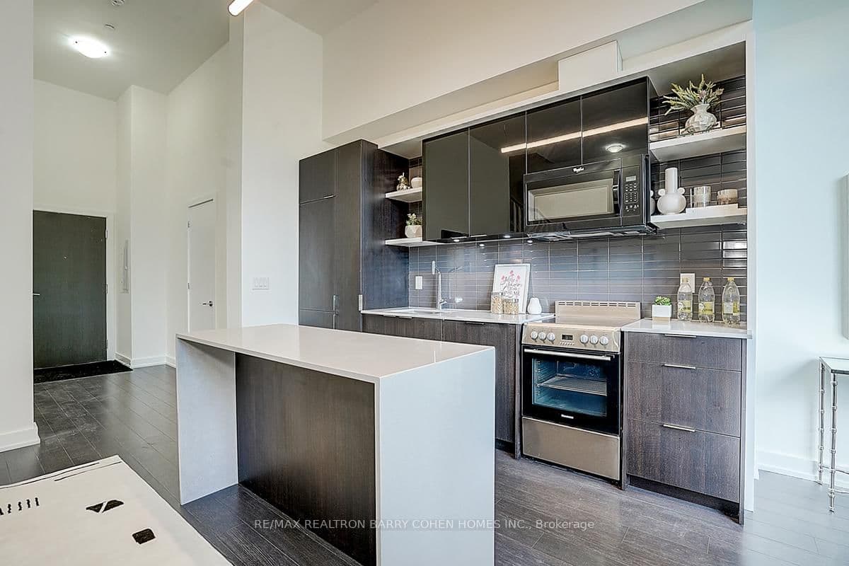 6 Parkwood Avenue, Unit TH107 thumbnail 10