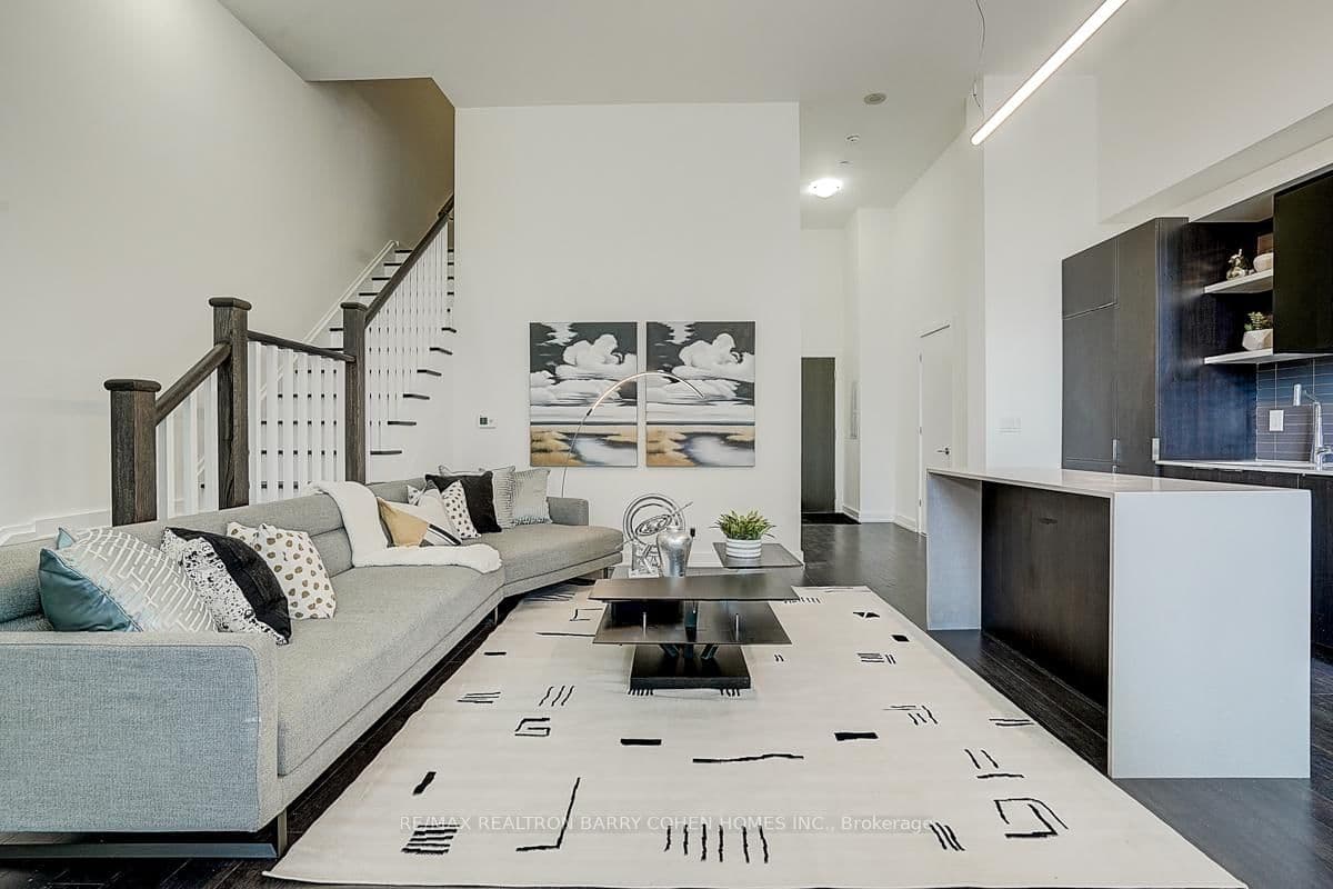 6 Parkwood Avenue, Unit TH107 thumbnail 15