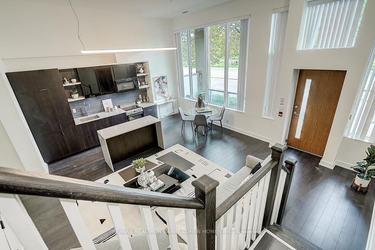 6 Parkwood Avenue, Unit TH107 thumbnail 16