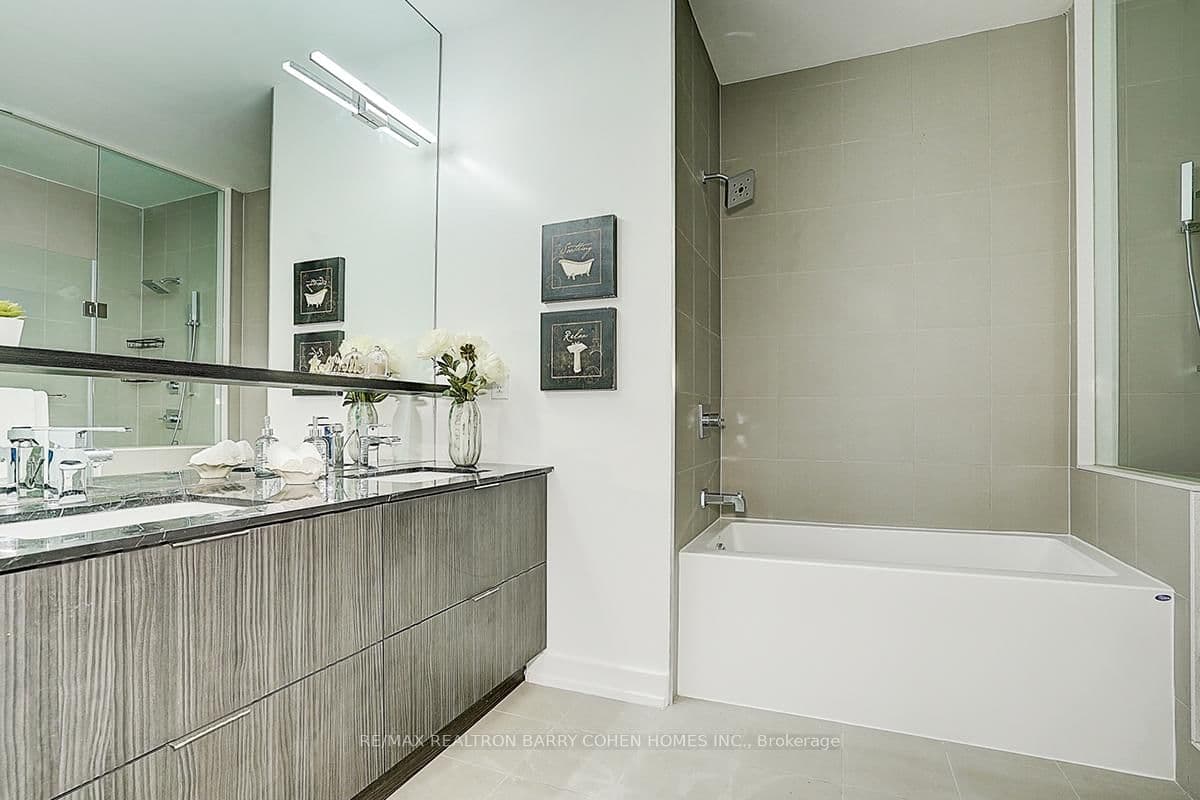 6 Parkwood Avenue, Unit TH107 thumbnail 20