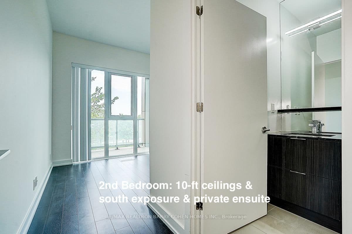 6 Parkwood Avenue, Unit TH107 thumbnail 22