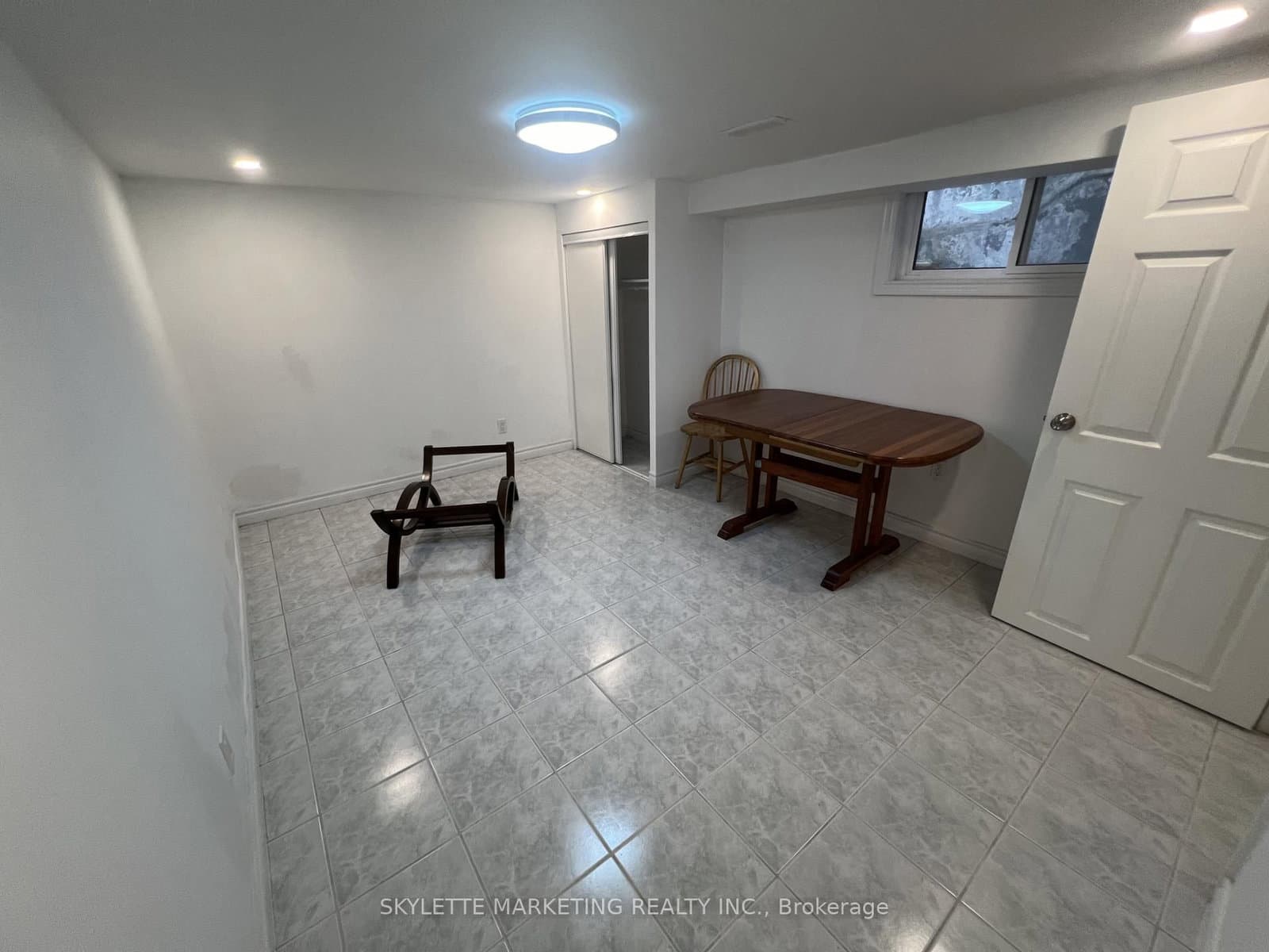 548 Dufferin Street, Unit Bsmt thumbnail 5