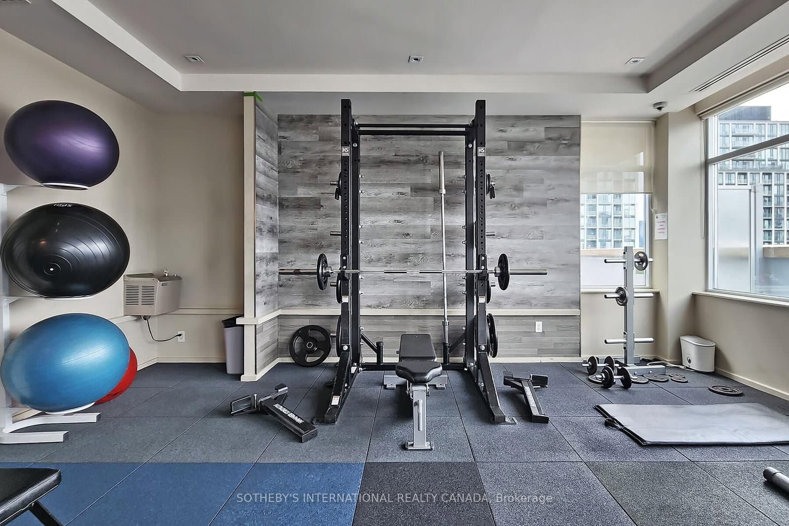 230 King Street E, Unit 410 thumbnail 24