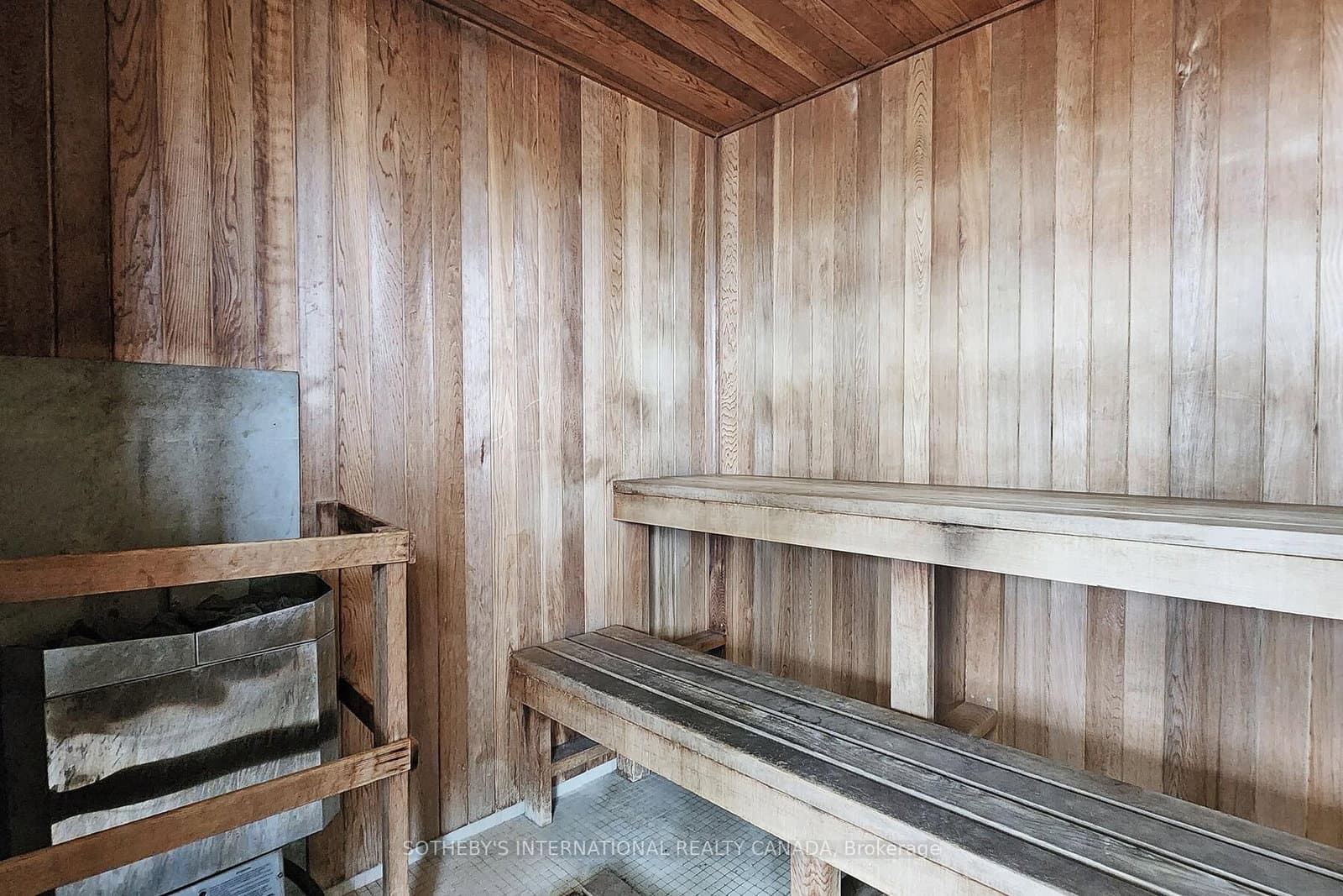 230 King Street E, Unit 410 thumbnail 28