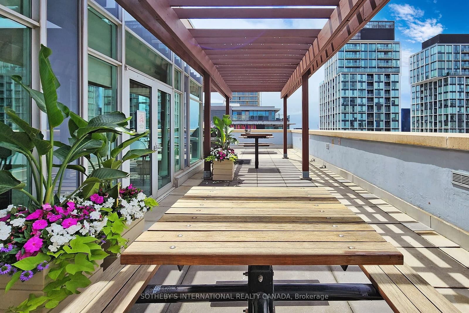 230 King Street E, Unit 410 thumbnail 30