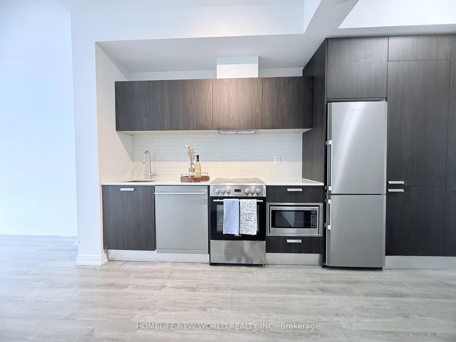 50 Charles Street E, Unit 4506 thumbnail 10