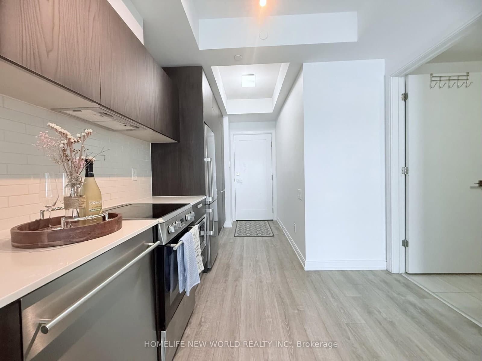 50 Charles Street E, Unit 4506 thumbnail 8