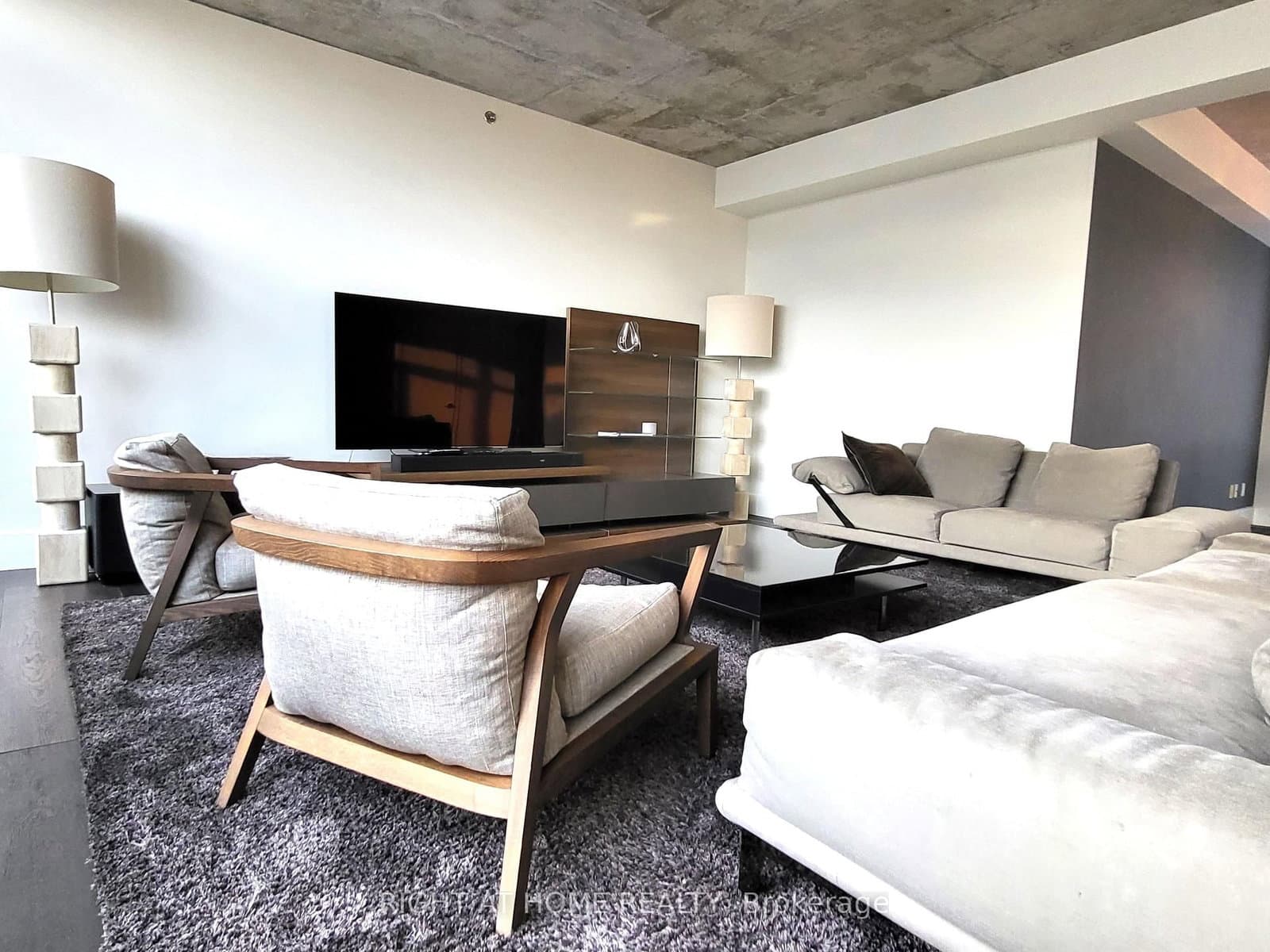 55 Stewart Street, Unit PH1027 thumbnail 5