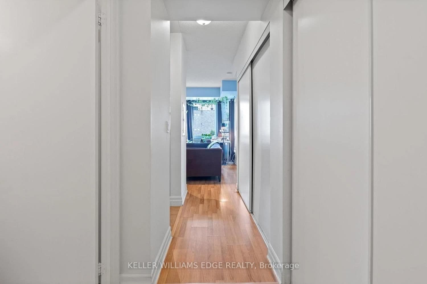8 Scollard Street, Unit 1408 thumbnail 4