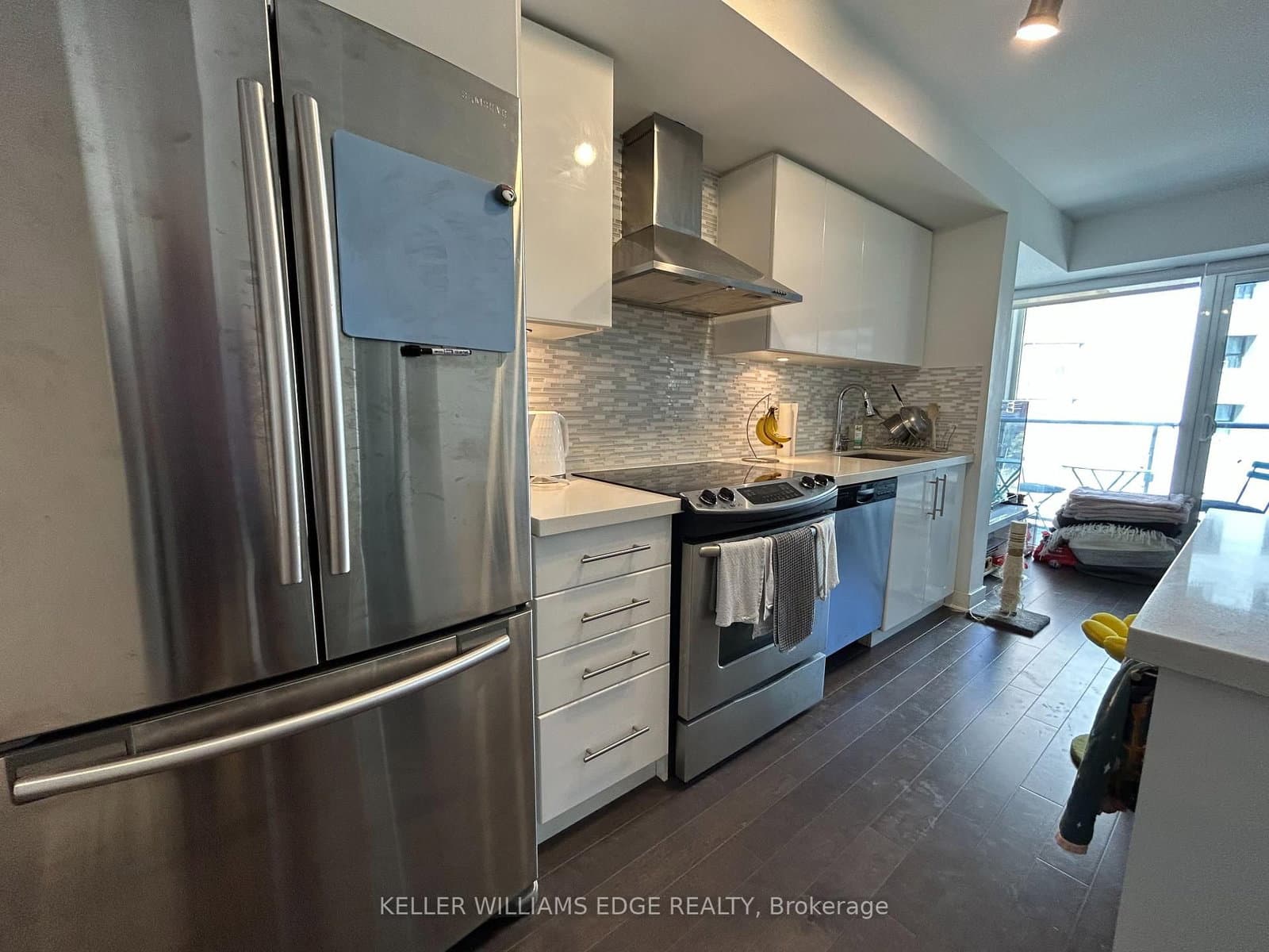 58 Orchard View Boulevard, Unit 707 thumbnail 13