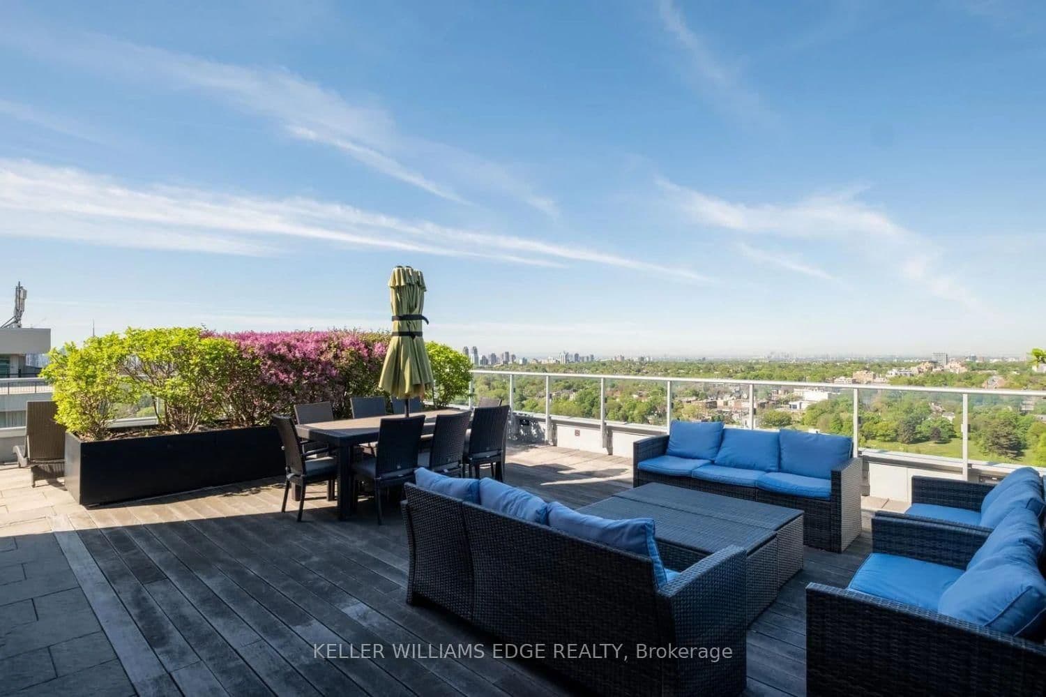 58 Orchard View Boulevard, Unit 707 thumbnail 15