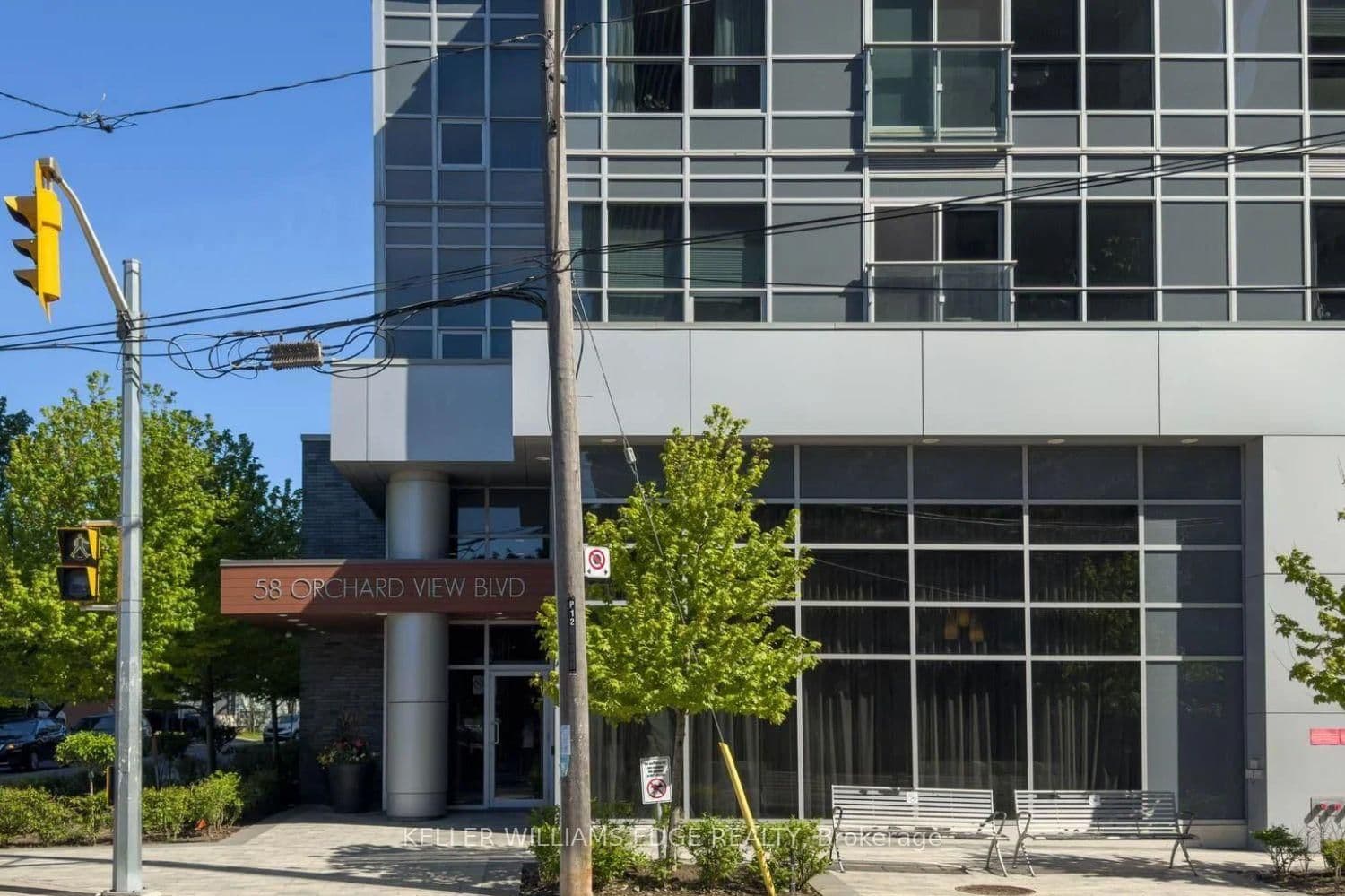 58 Orchard View Boulevard, Unit 707 thumbnail 24