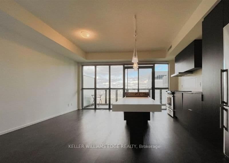 101 Charles Street E, Unit 2809 thumbnail 5