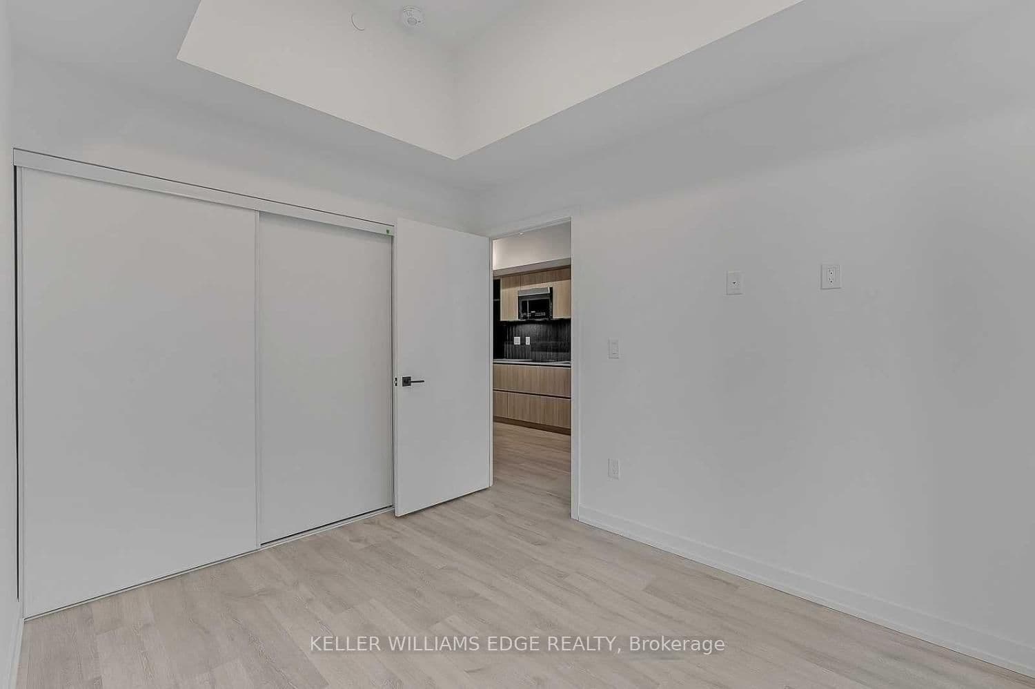 2 Augusta Avenue, Unit 202 thumbnail 8