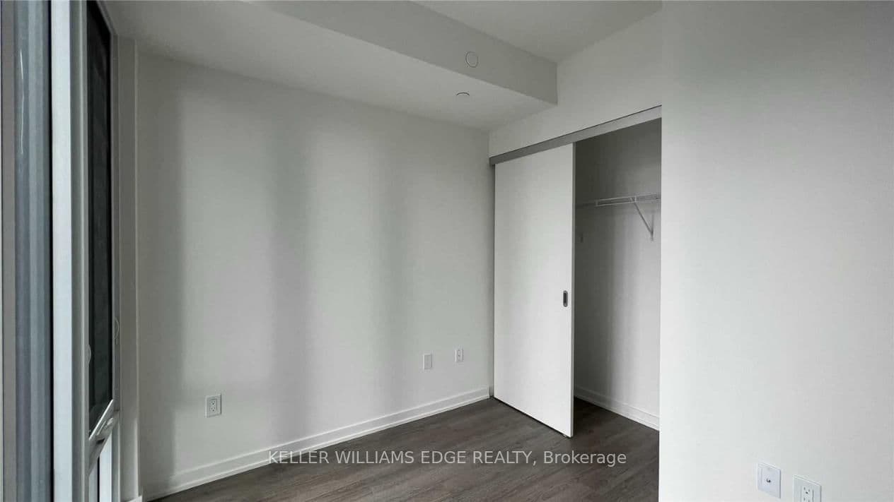 50 Power Street, Unit 818 thumbnail 5
