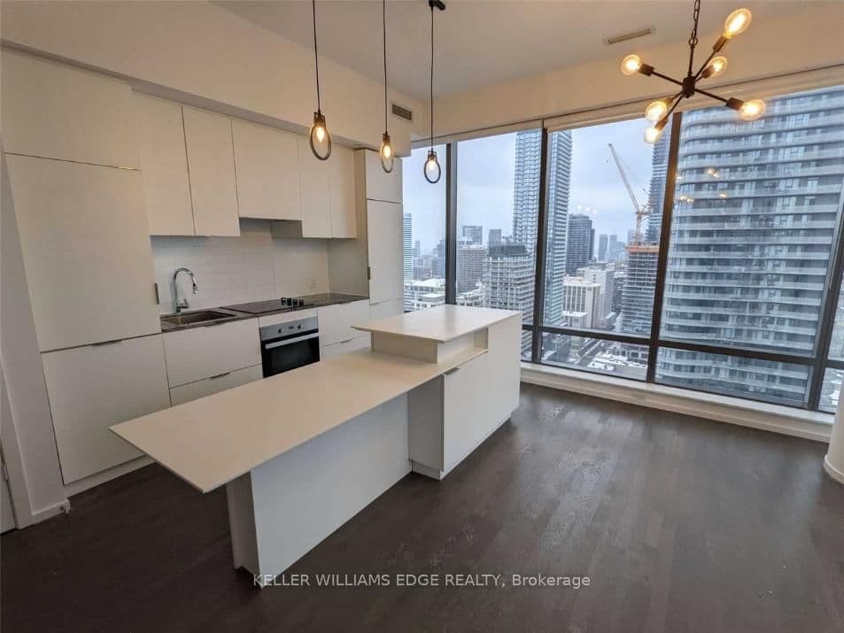 5 St. Joseph Street, Unit 2605 thumbnail 4