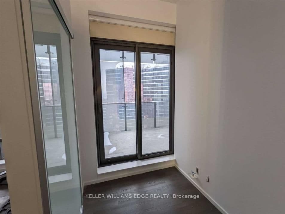 5 St. Joseph Street, Unit 2605 thumbnail 8