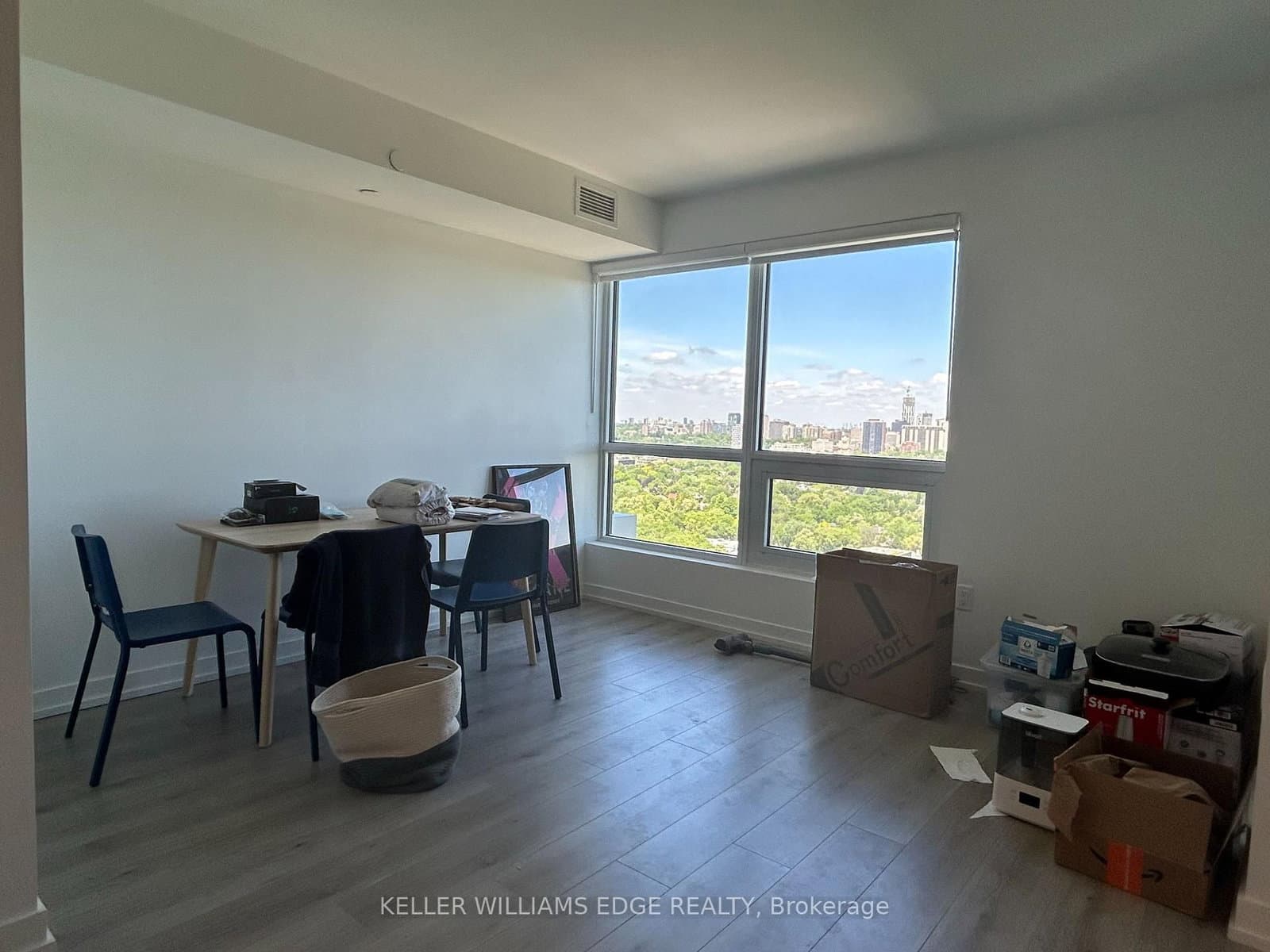 395 Bloor Street E, Unit 2407 thumbnail 10