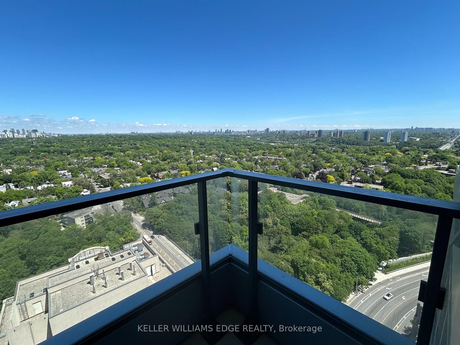 395 Bloor Street E, Unit 2407 thumbnail 15