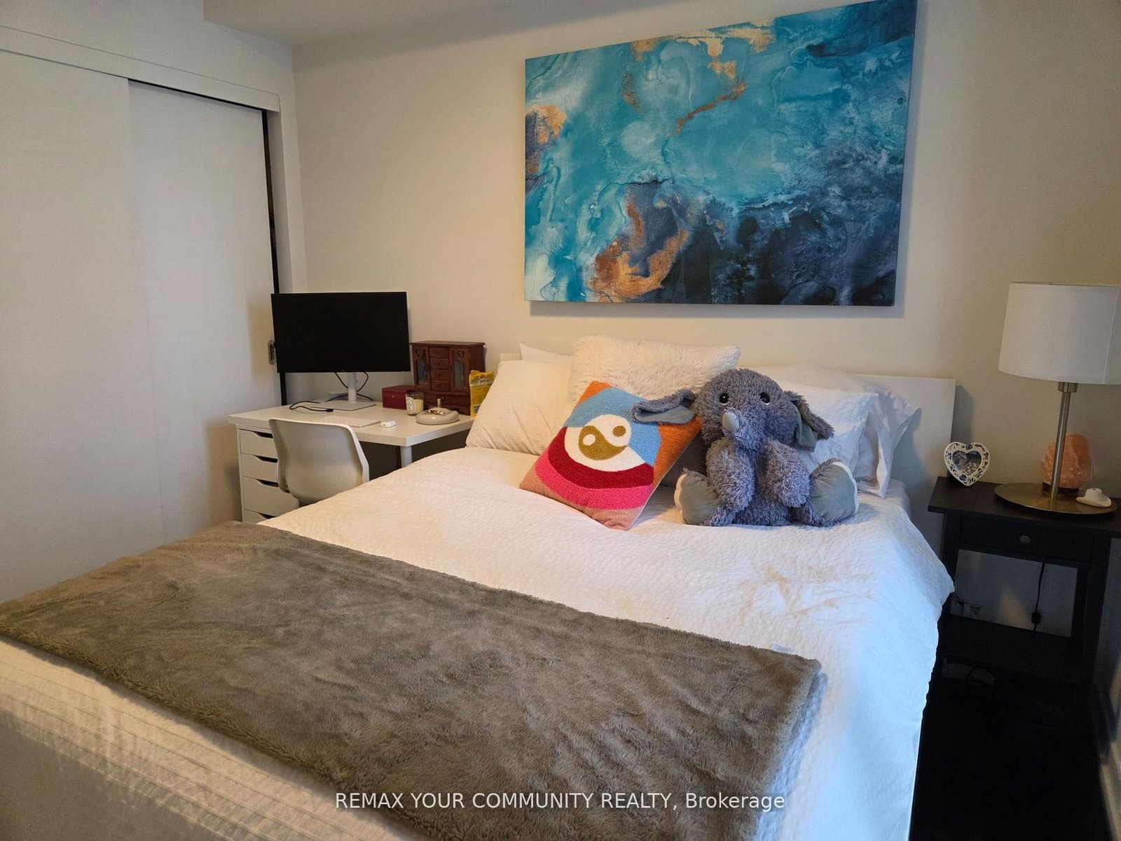 21 Widmer Street, Unit 2302 thumbnail 10