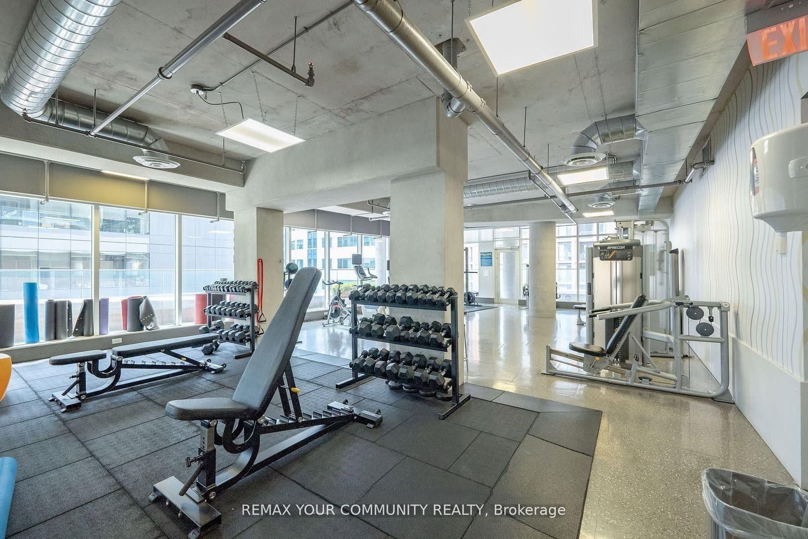 21 Widmer Street, Unit 2302 thumbnail 26