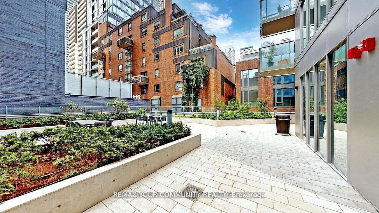 50 Wellesley Street E, Unit 502 thumbnail 13