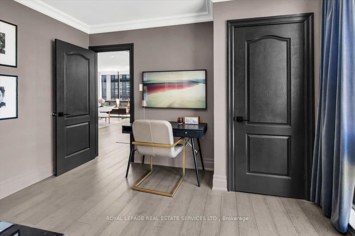 619 Avenue Road, Unit 1104 thumbnail 19