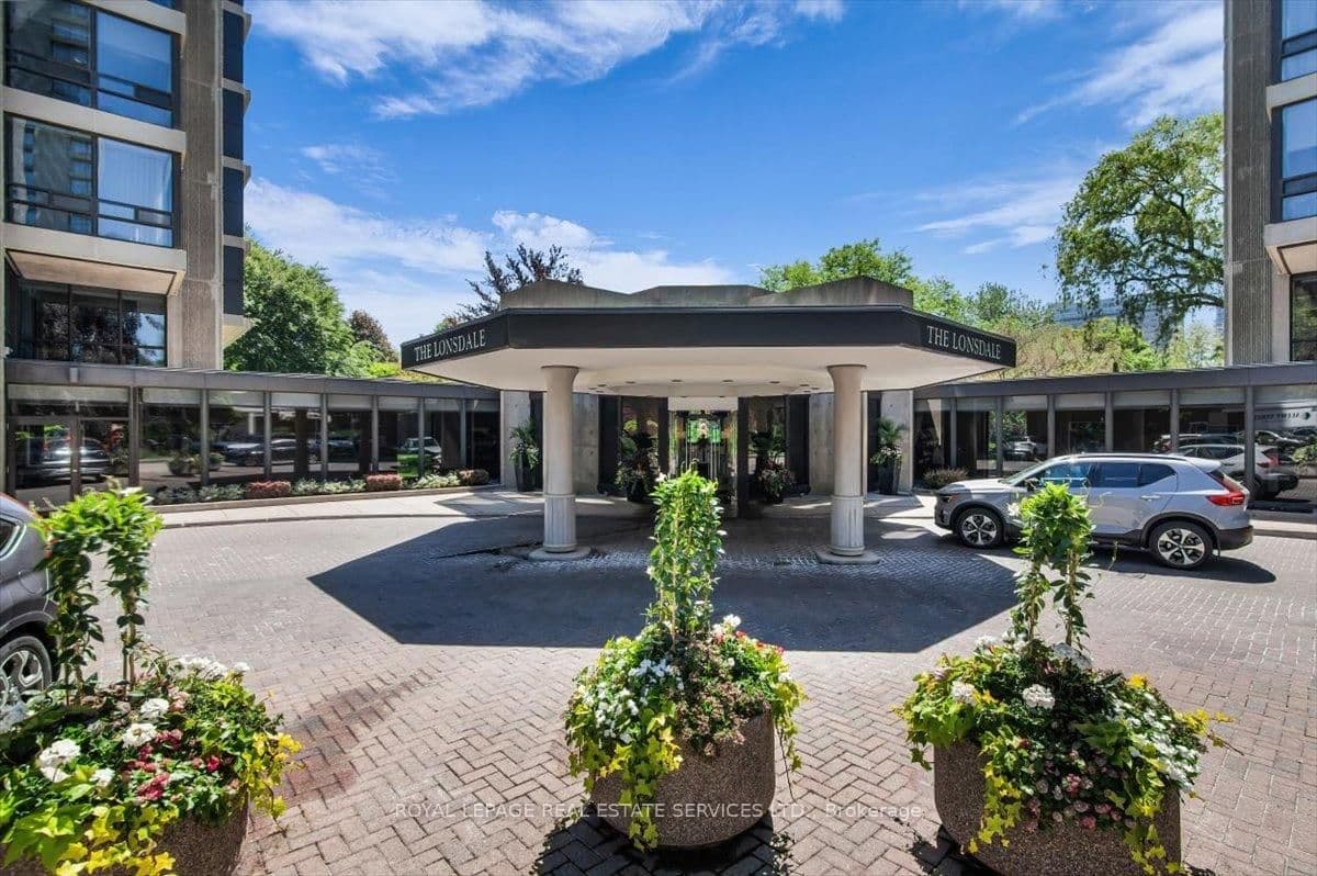 619 Avenue Road, Unit 1104 thumbnail 2