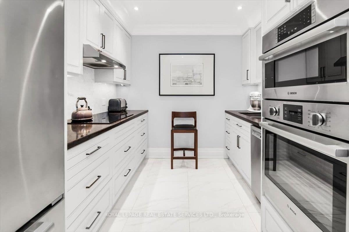 619 Avenue Road, Unit 1104 thumbnail 21