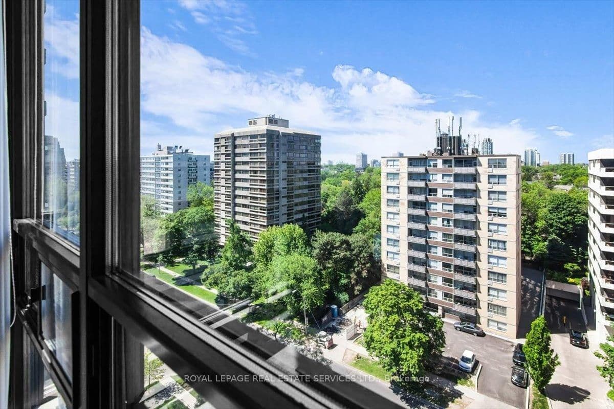 619 Avenue Road, Unit 1104 thumbnail 27