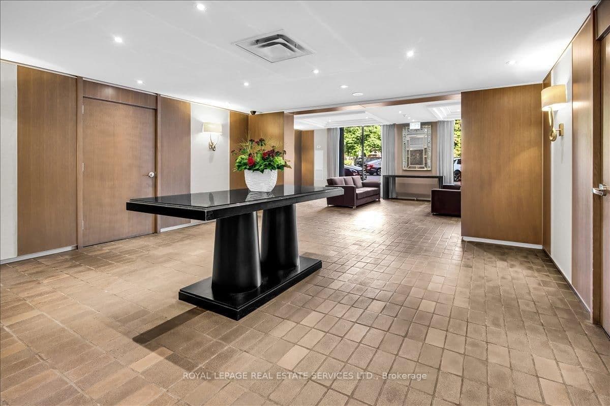 619 Avenue Road, Unit 1104 thumbnail 42