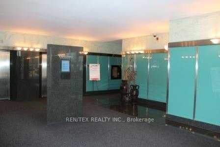 250 Consumers Road, Unit 1008 thumbnail 4