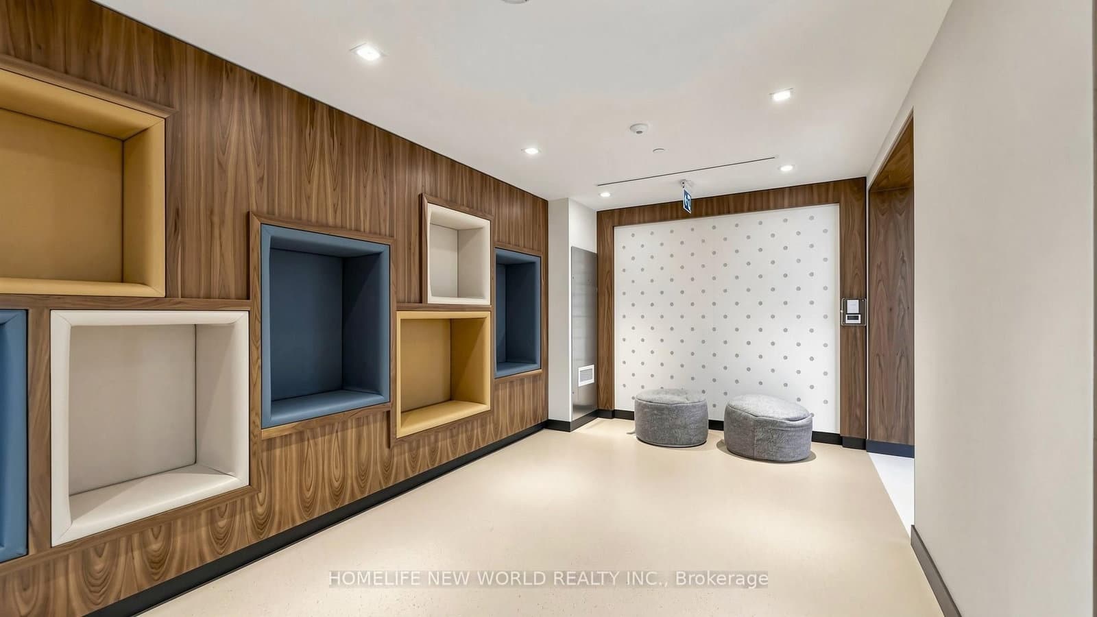 7 golden lion Heights, Unit N837 thumbnail 44