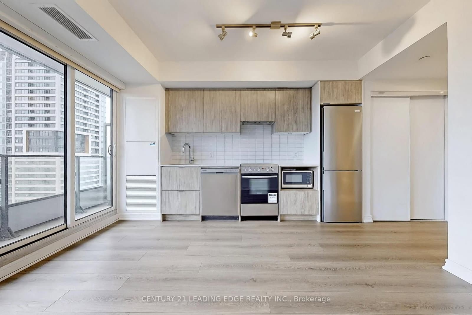 395 Bloor Street, Unit 2109 thumbnail 5