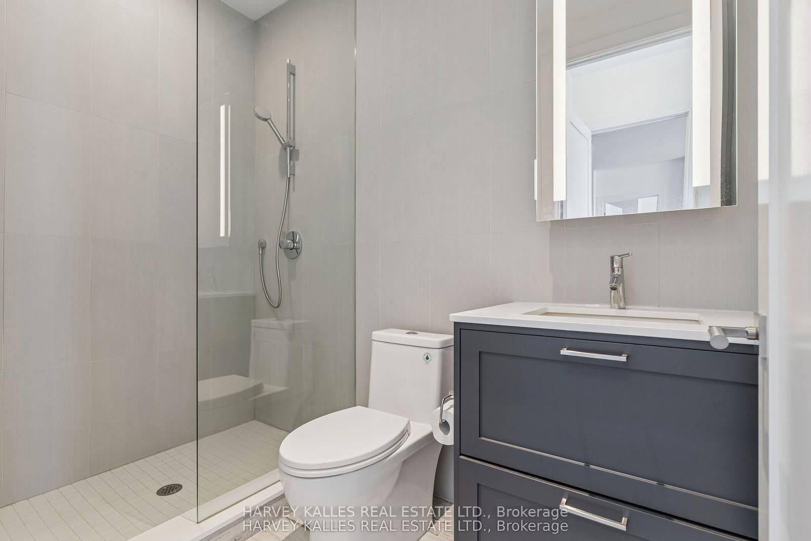 155 Merchants' Wharf Avenue, Unit 701 thumbnail 21