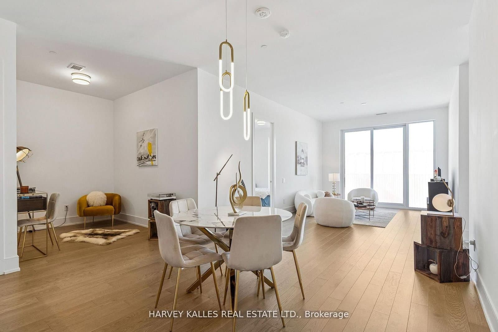 155 Merchants' Wharf Avenue, Unit 701 thumbnail 7