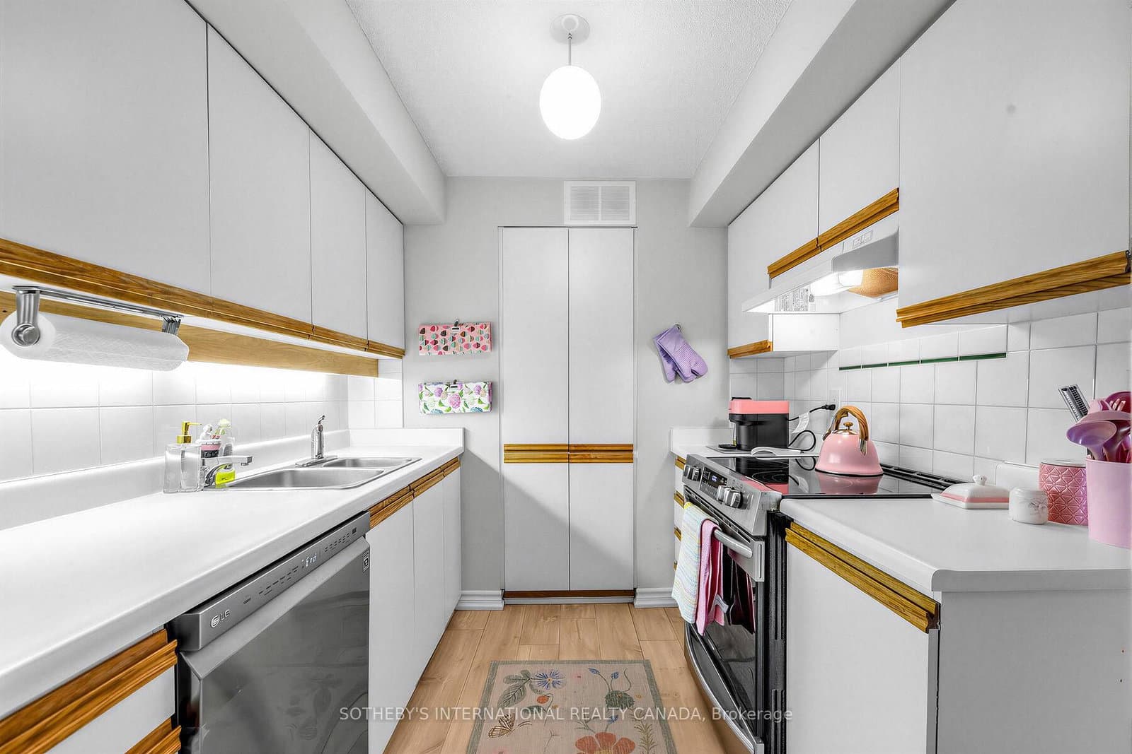 35 Church Street, Unit 202 thumbnail 3