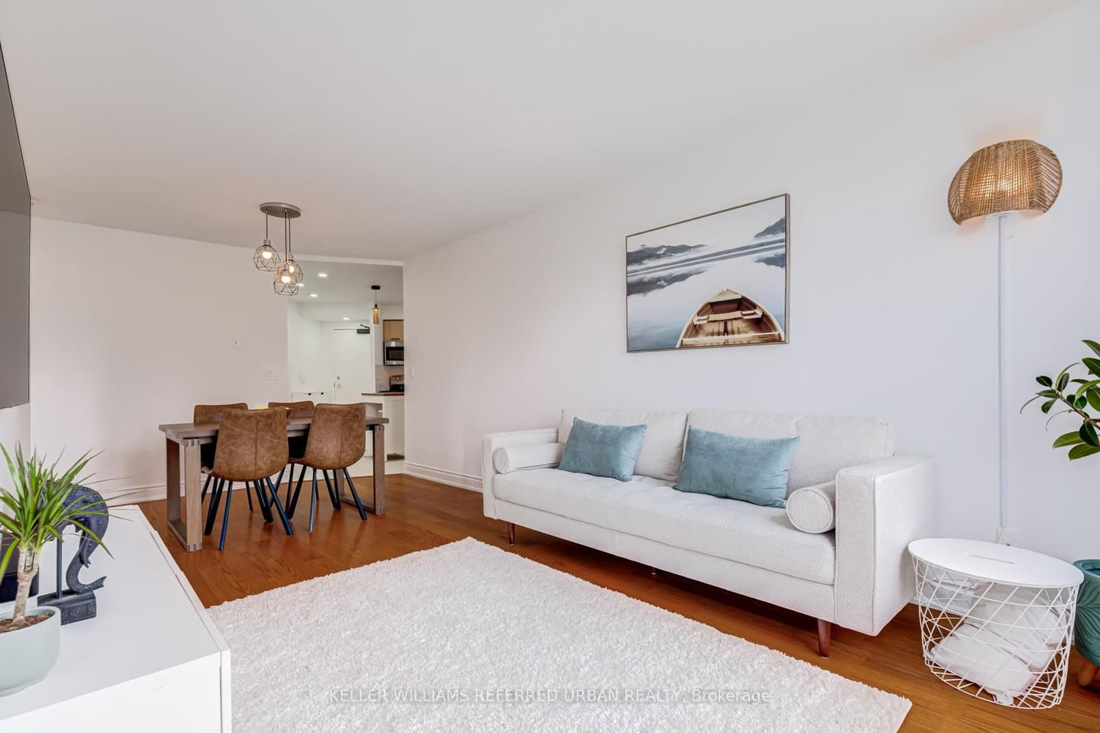 55 Harrison Garden Boulevard, Unit 510 thumbnail 20