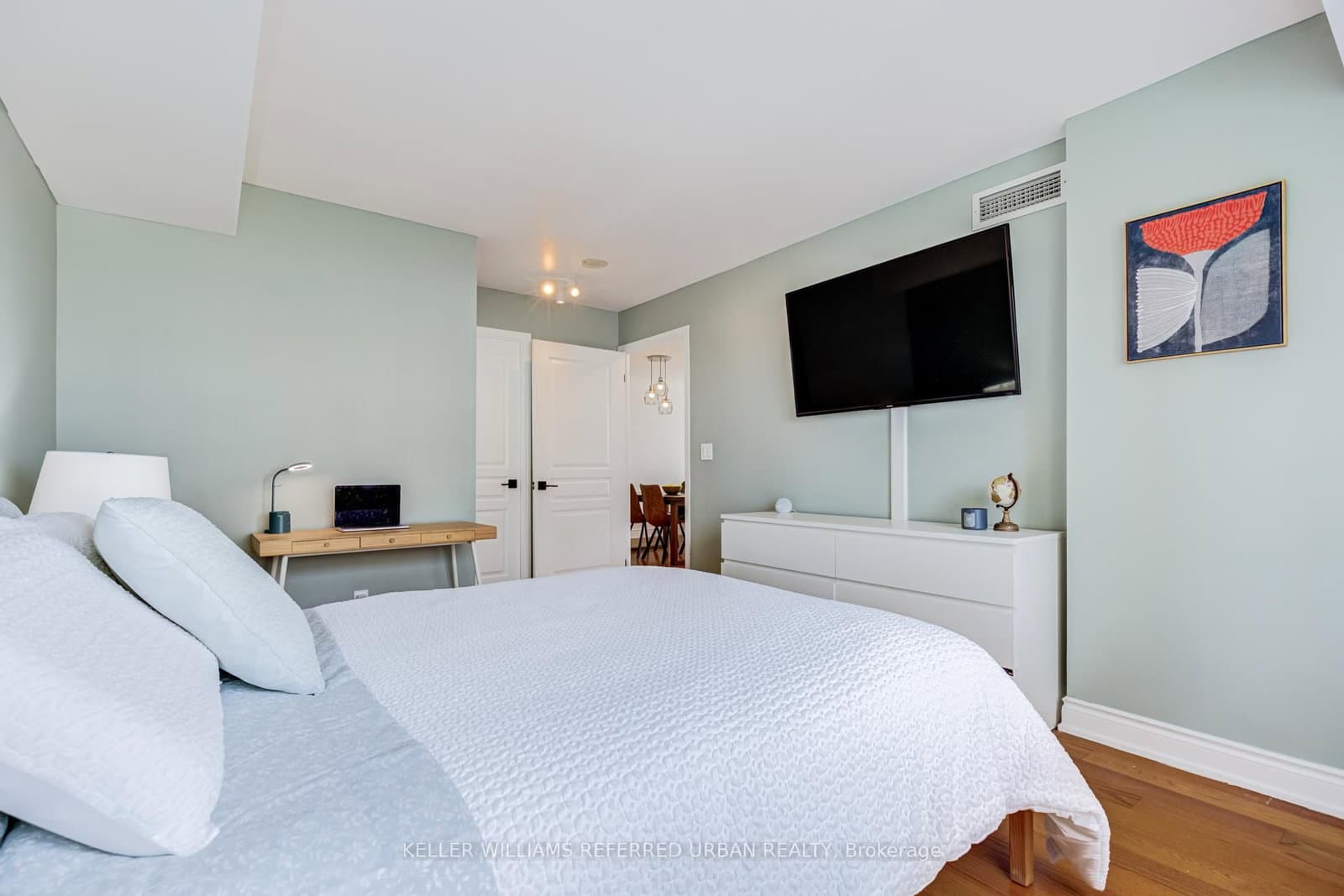 55 Harrison Garden Boulevard, Unit 510 thumbnail 26