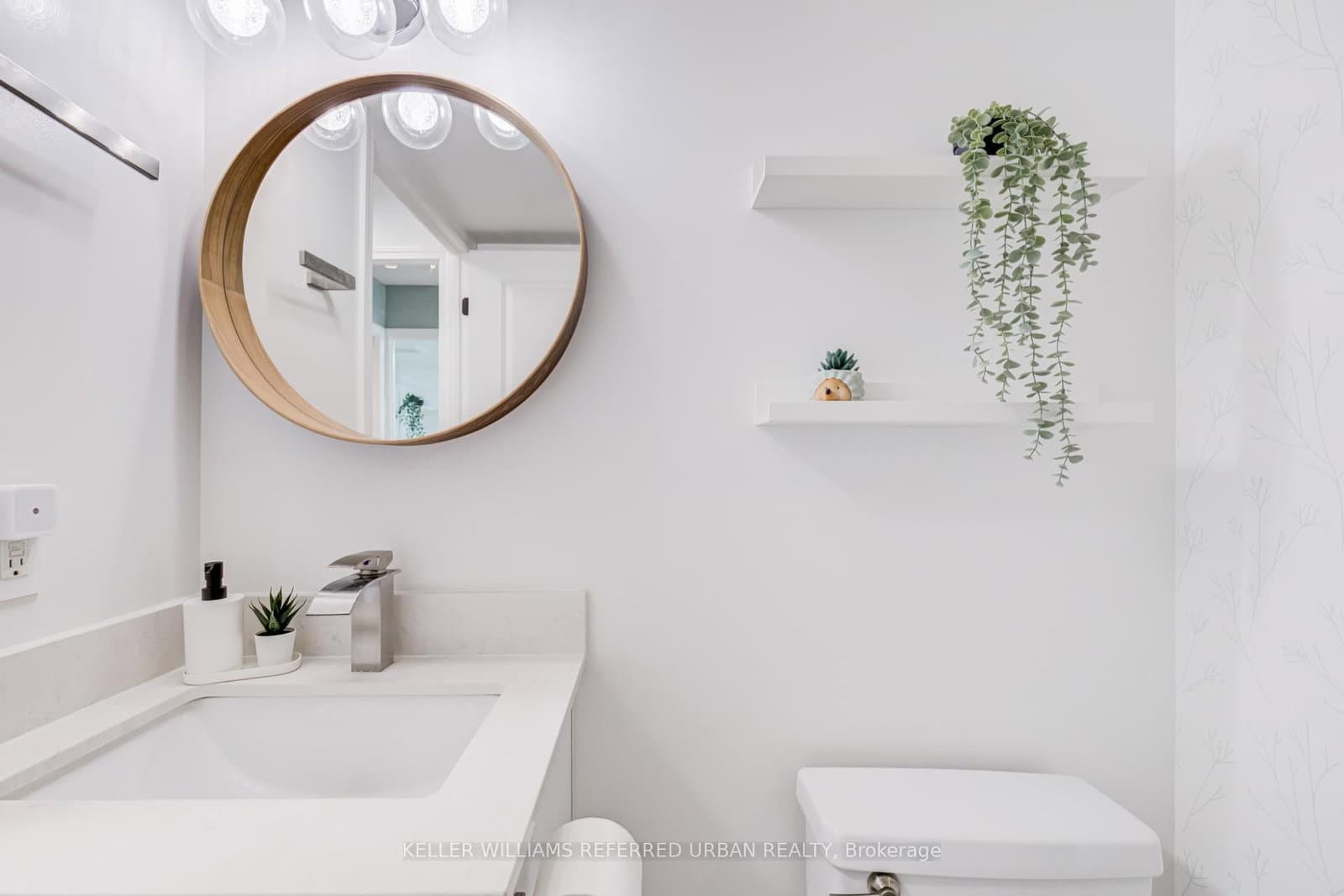 55 Harrison Garden Boulevard, Unit 510 thumbnail 34