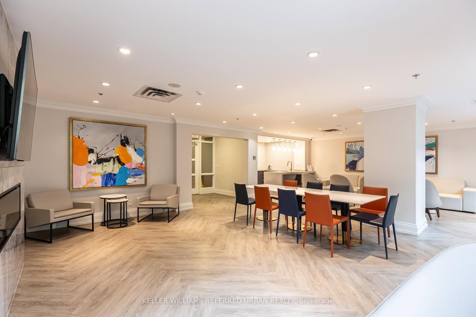 55 Harrison Garden Boulevard, Unit 510 thumbnail 43