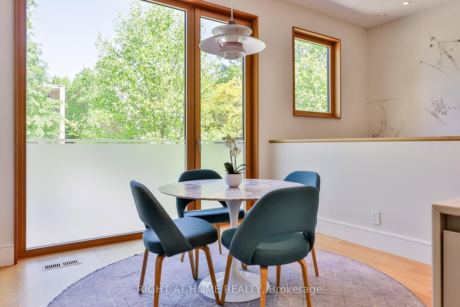 71 Heath Street W thumbnail 12