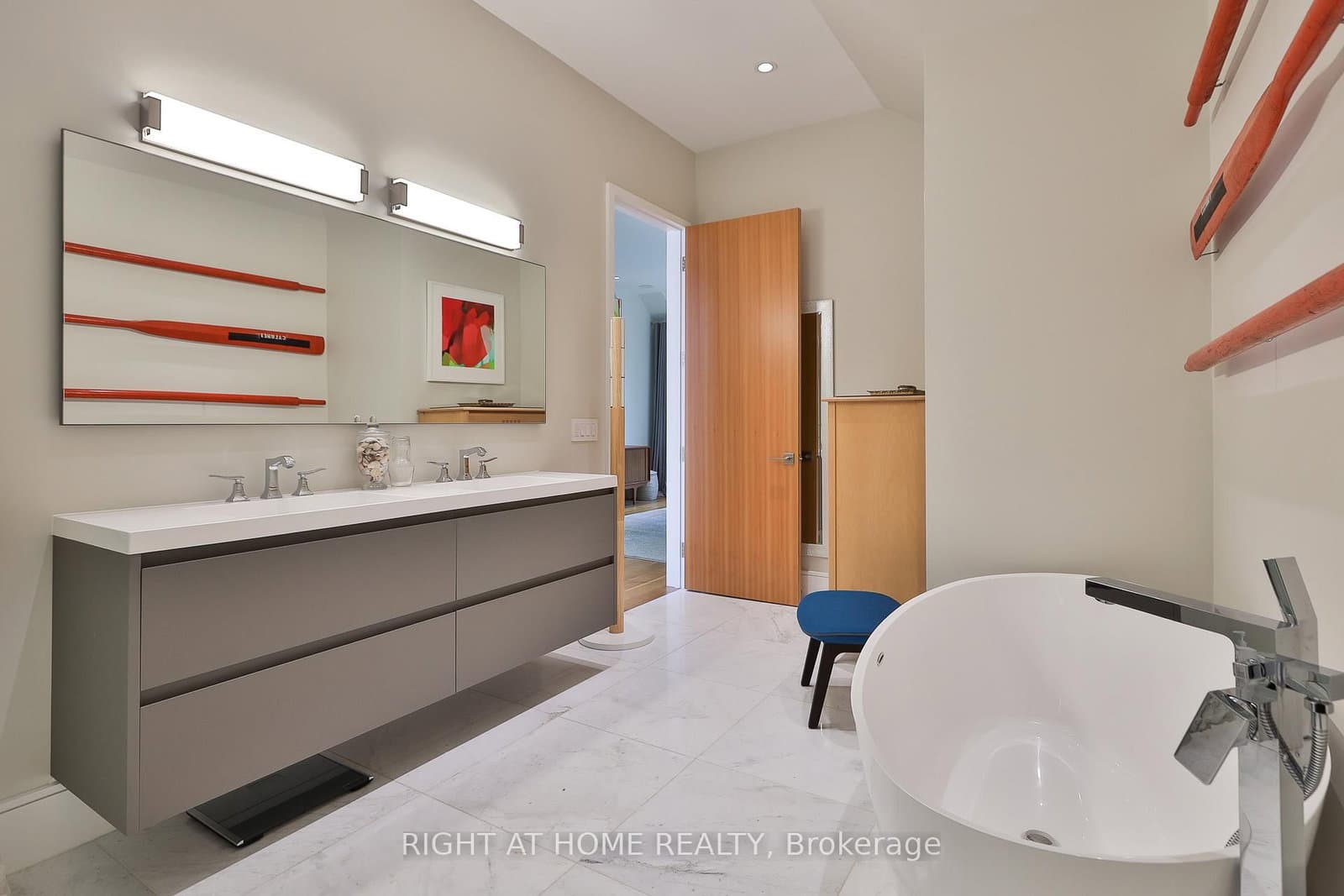 71 Heath Street W thumbnail 21