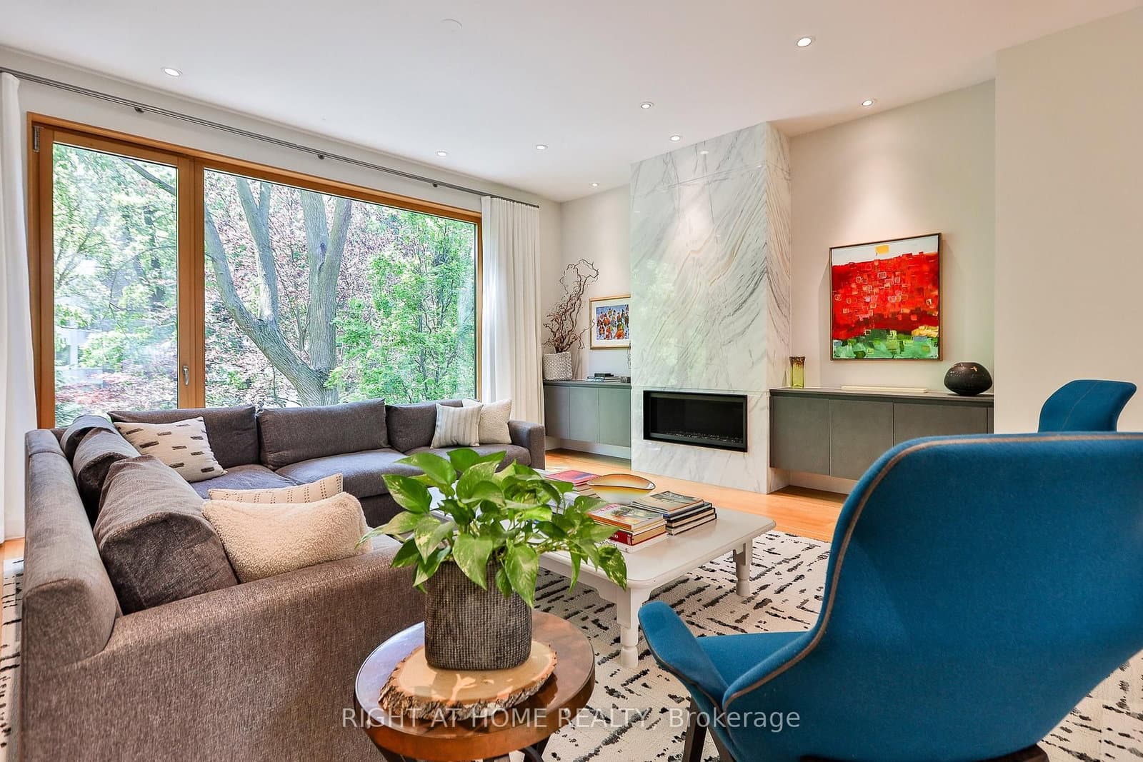 71 Heath Street W thumbnail 6